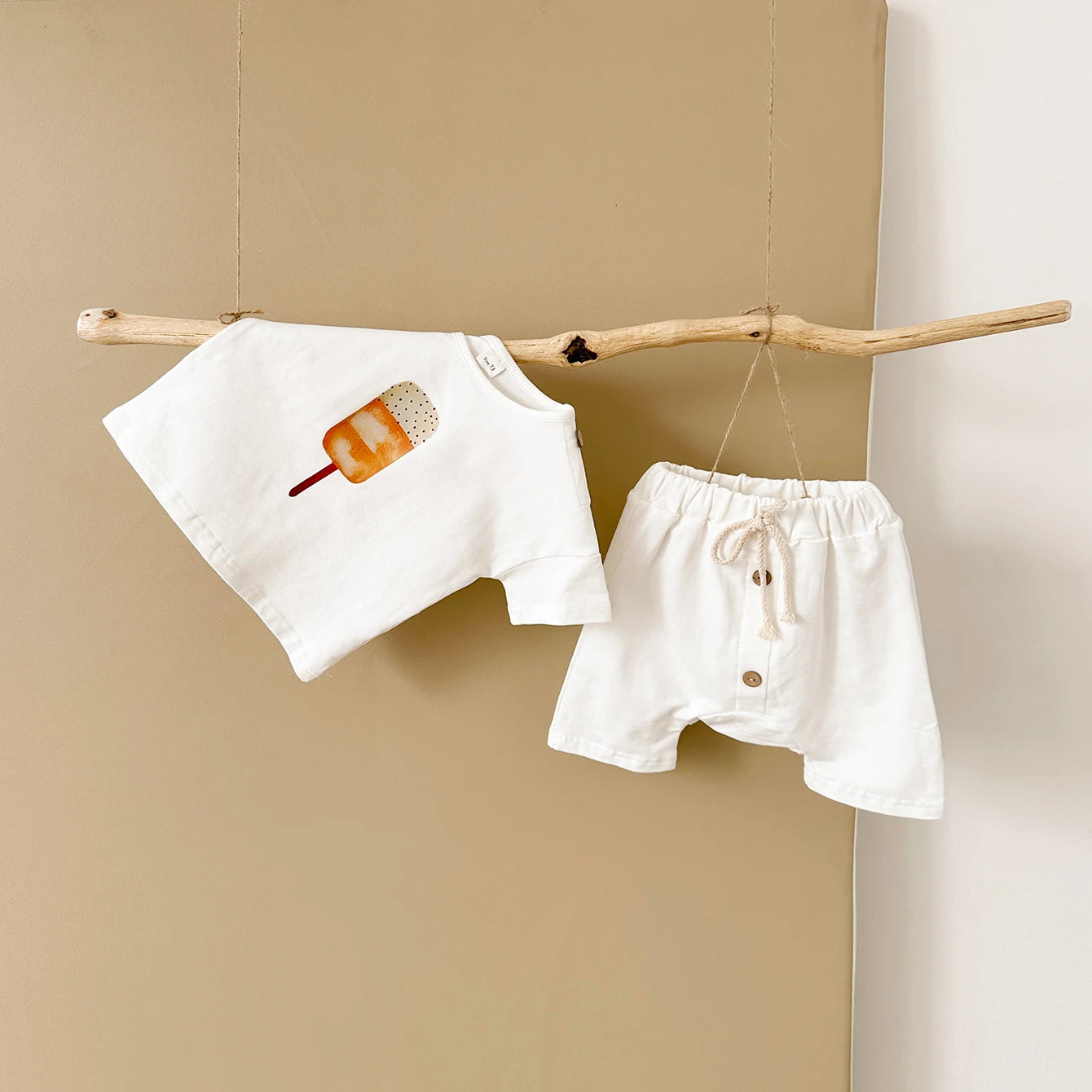 Baby Summer Outfit – 2-Piece Infant Clothes Set, Ice Cream & Sun Print T-Shirt with Shorts, Casual Wear for Boys & Girls