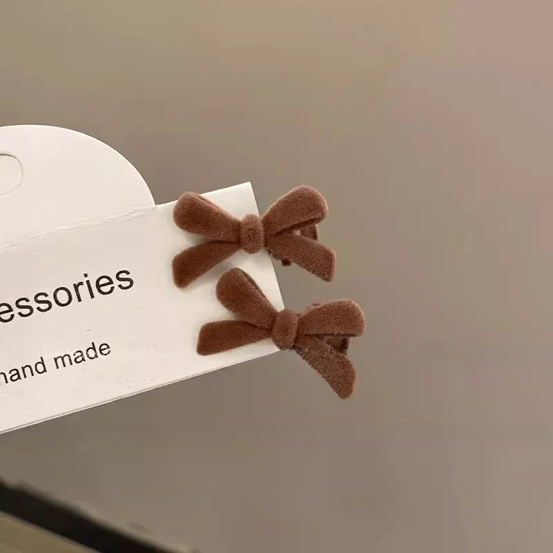 Mini Bow Hair Clips – Soft Velvet Design