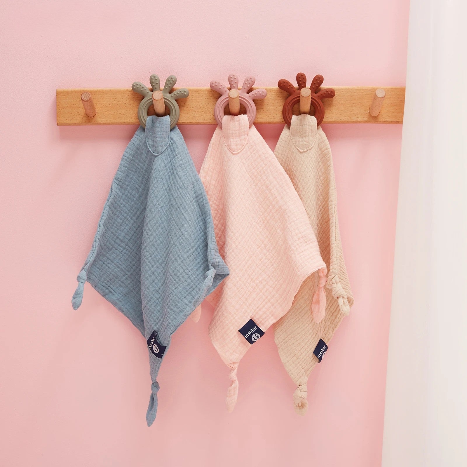 Baby Soother Bib for toddler