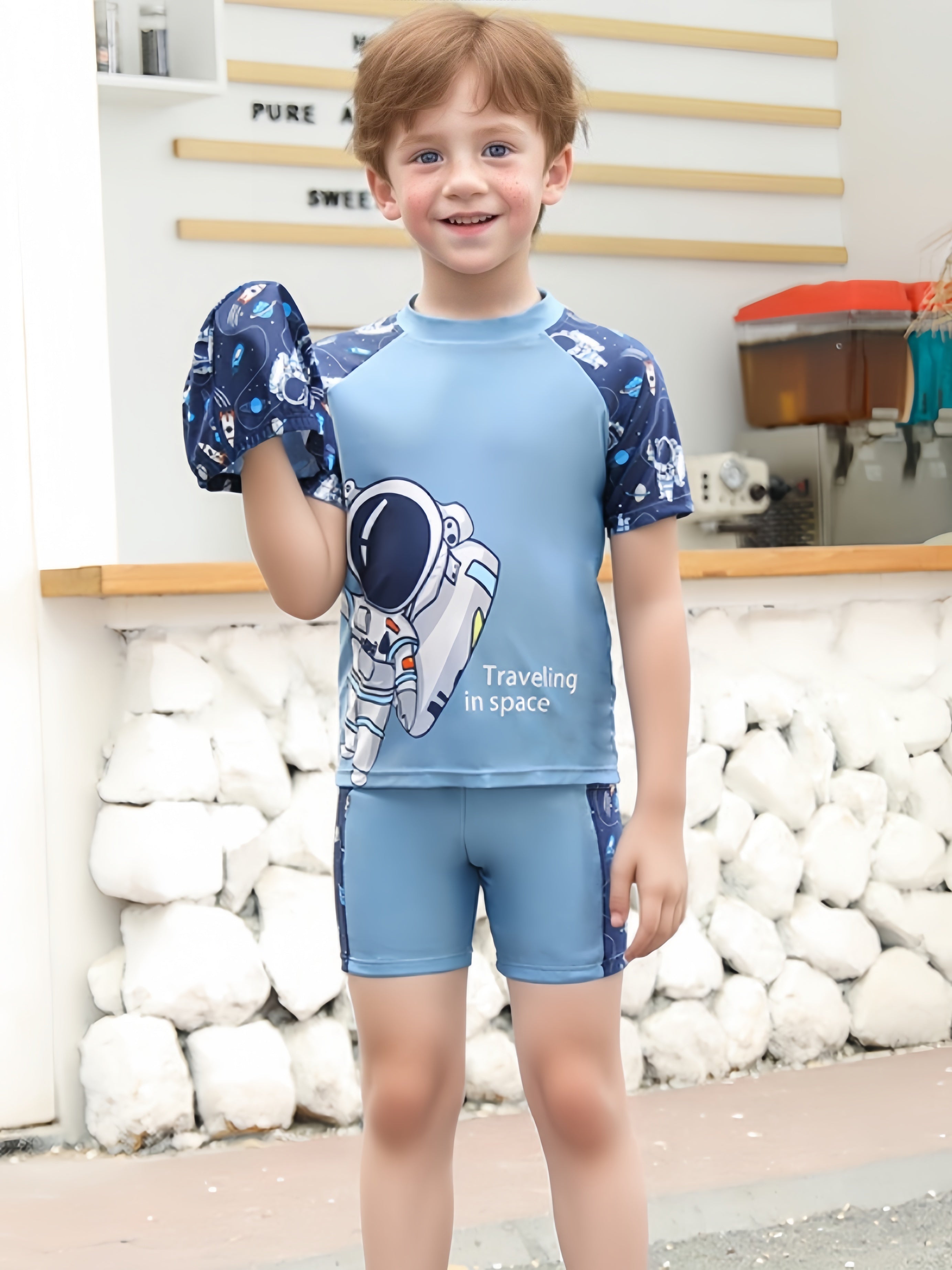 3pcs Astronaut Pattern Swimsuit For Boys, T-shirt + Swim Trunks + Swim Hat Set