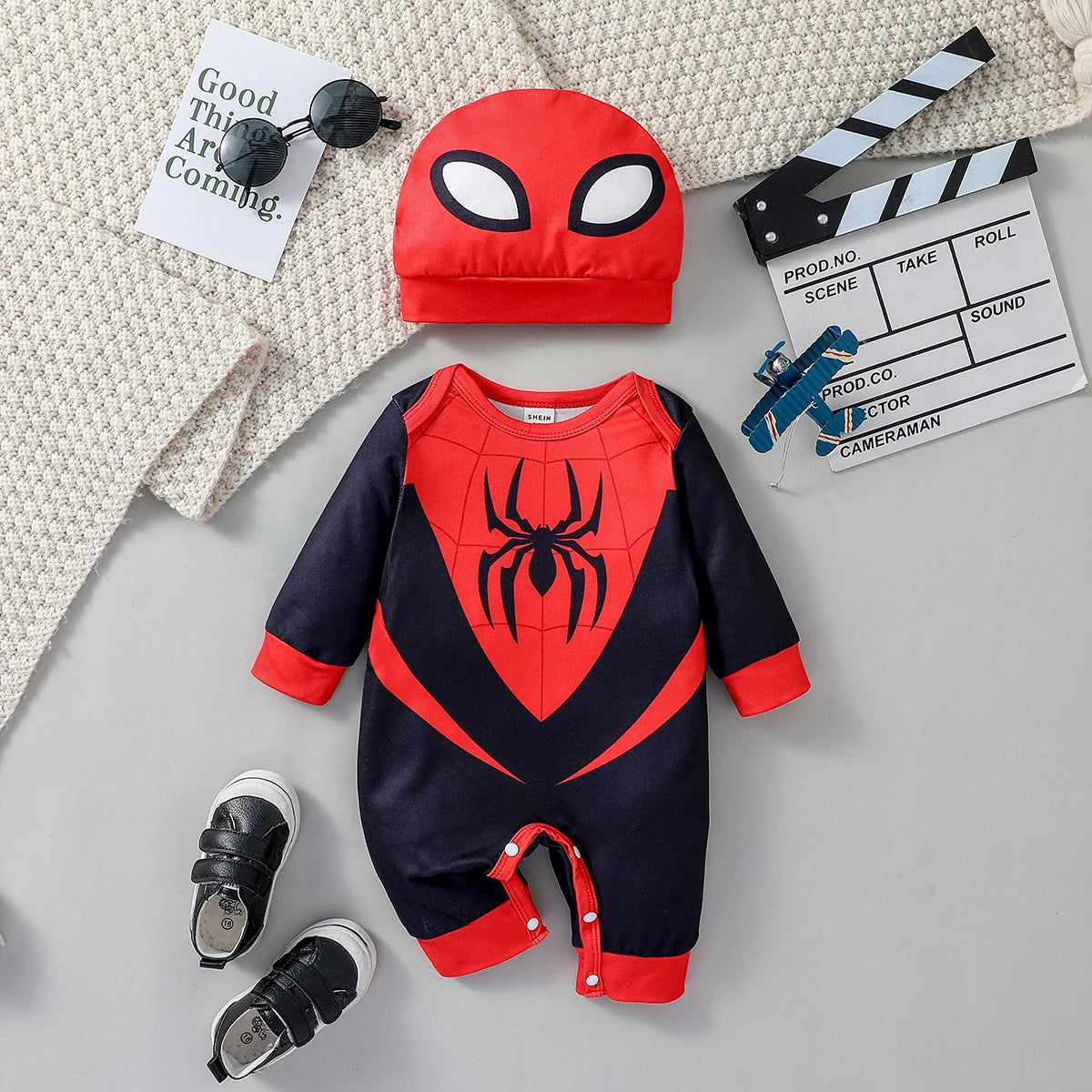 MOMSTAG Newborn 2-Piece Cartoon Spider Jumpsuit & Hat Set (0-6M)