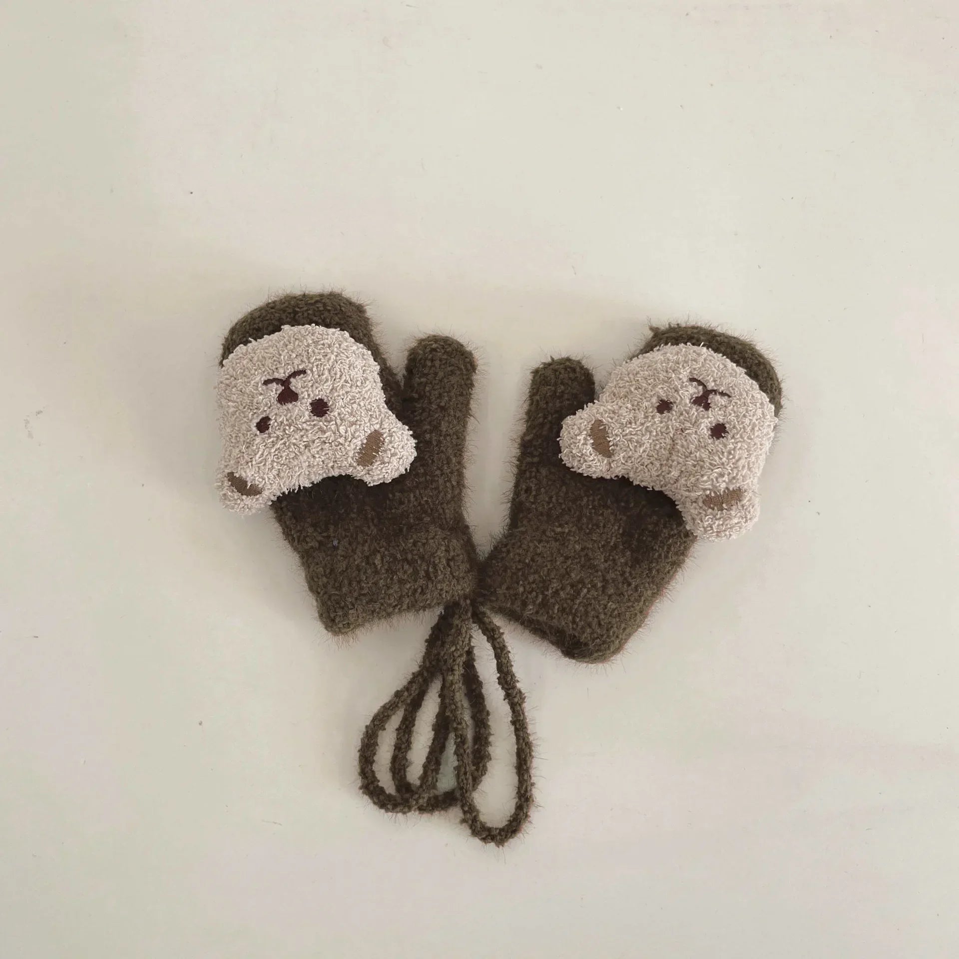 MOMSTAG Kids' Winter Cartoon Bear Knitted Mittens - Warm & Soft