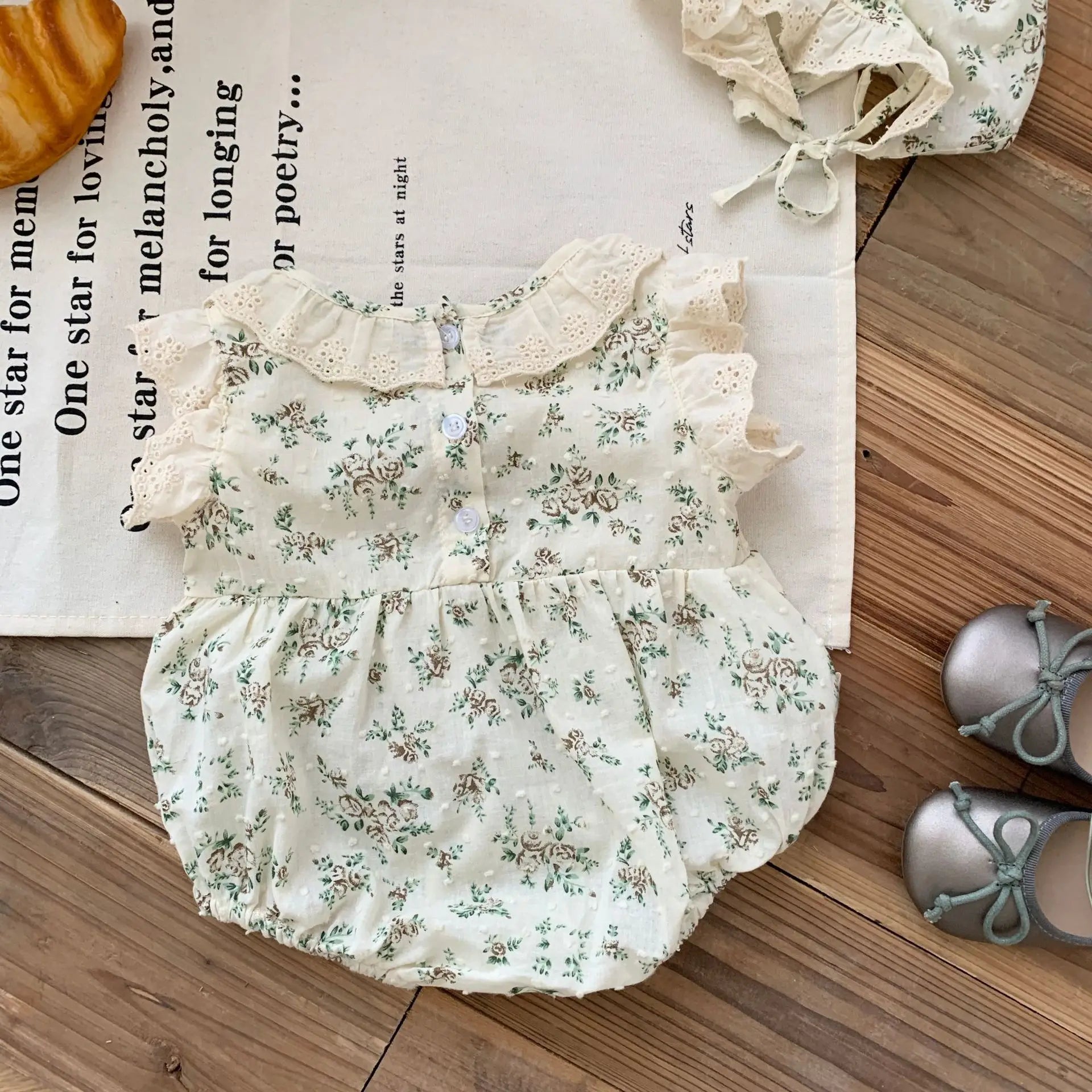 Flower Ruched Fly Sleeve Bodysuits for Baby Girls