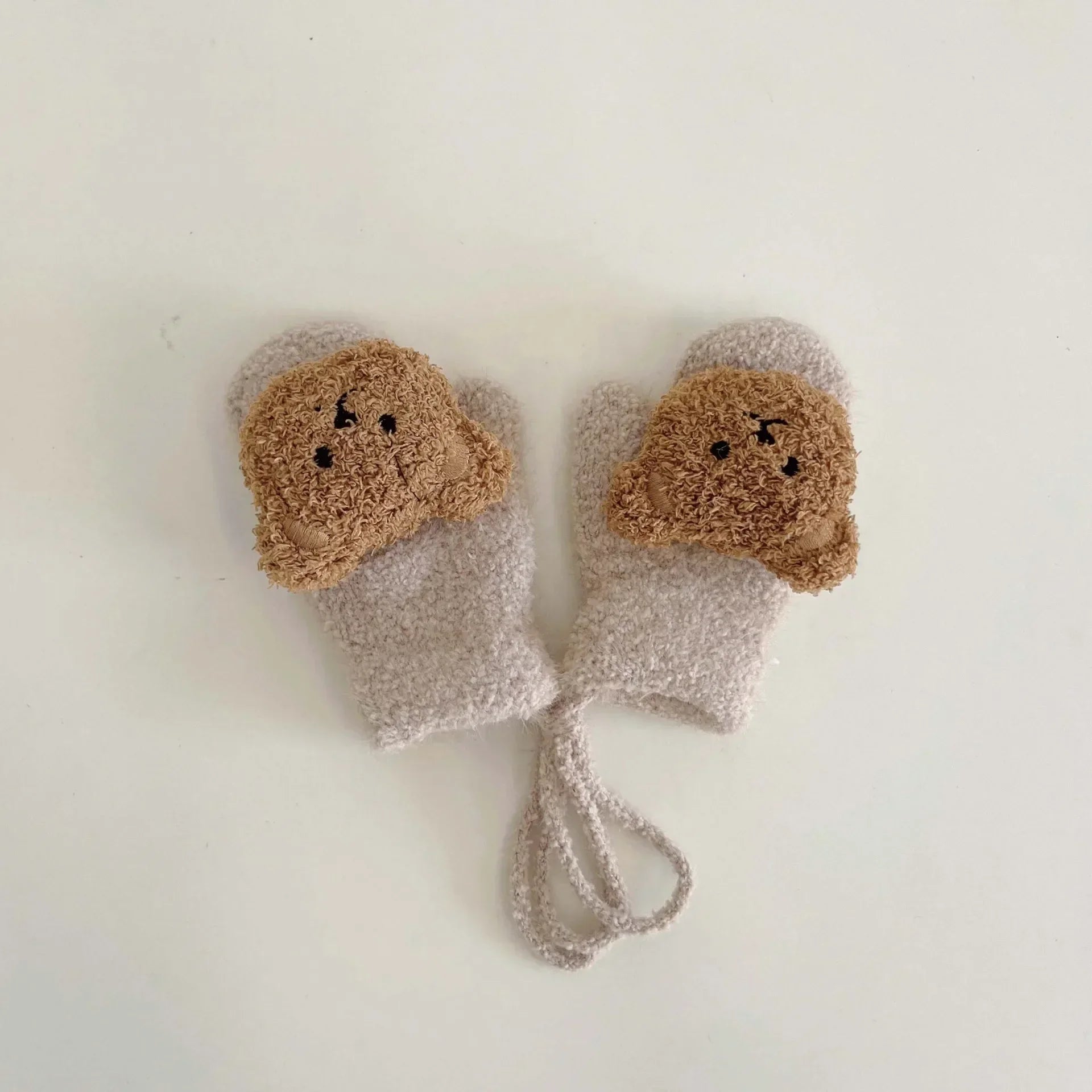 MOMSTAG Kids' Winter Cartoon Bear Knitted Mittens - Warm & Soft